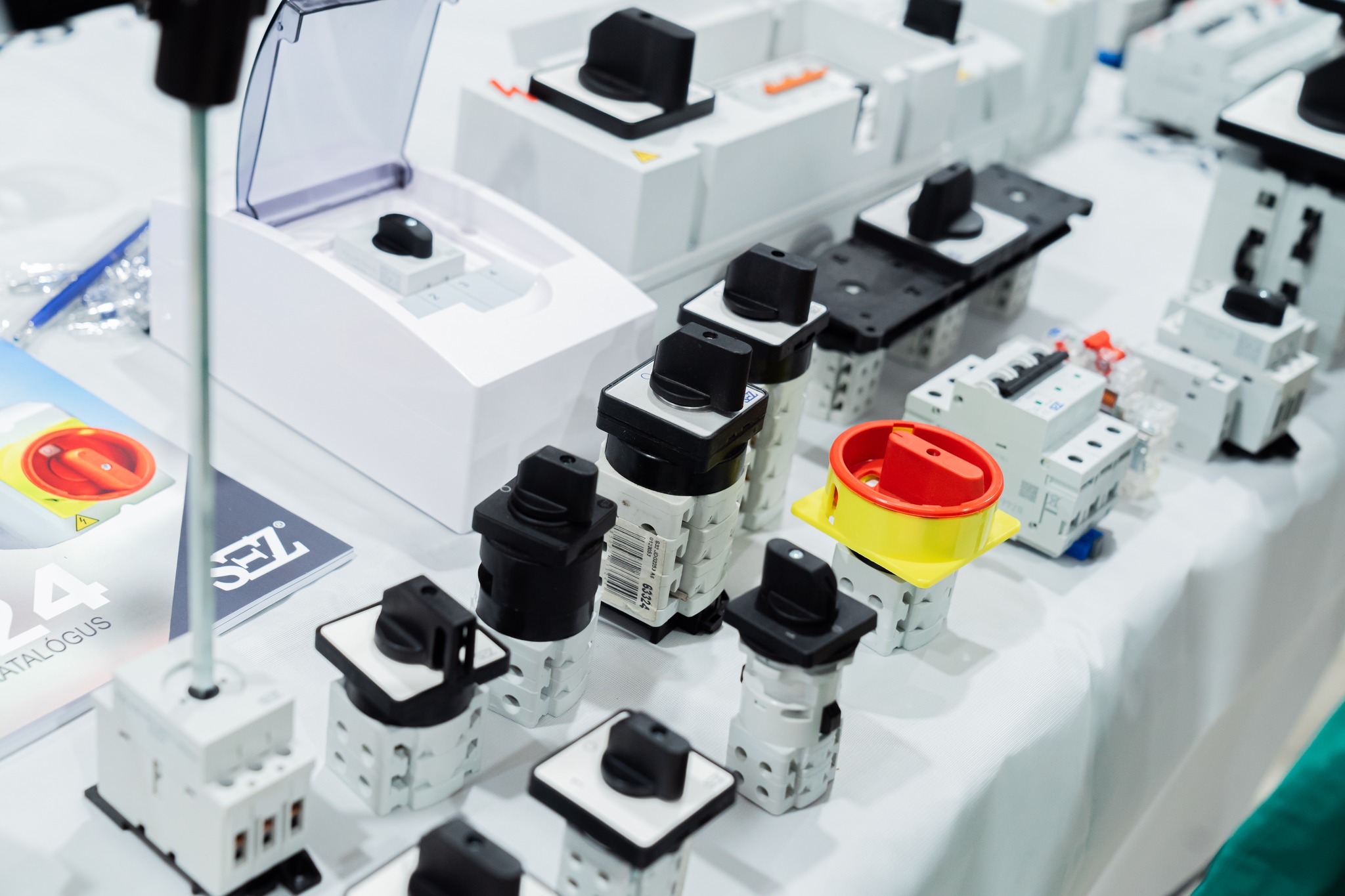 Understanding Cam Switches: Types and Applications